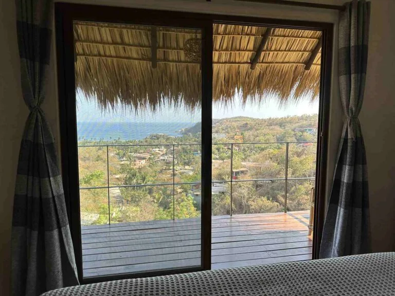 Balcón privado de la Suite 1 con vista a Mazunte